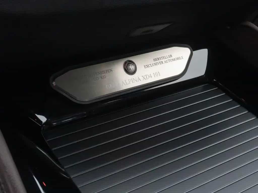 ALPINA XD4 360°HUD DAB H/K Belüftung Komfort Alarm 20Zl 09/2019-photo-22