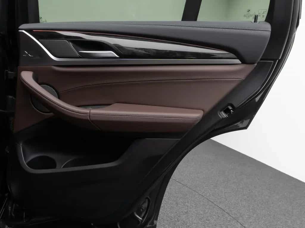 ALPINA XD4 360°HUD DAB H/K Belüftung Komfort Alarm 20Zl 09/2019-photo-31