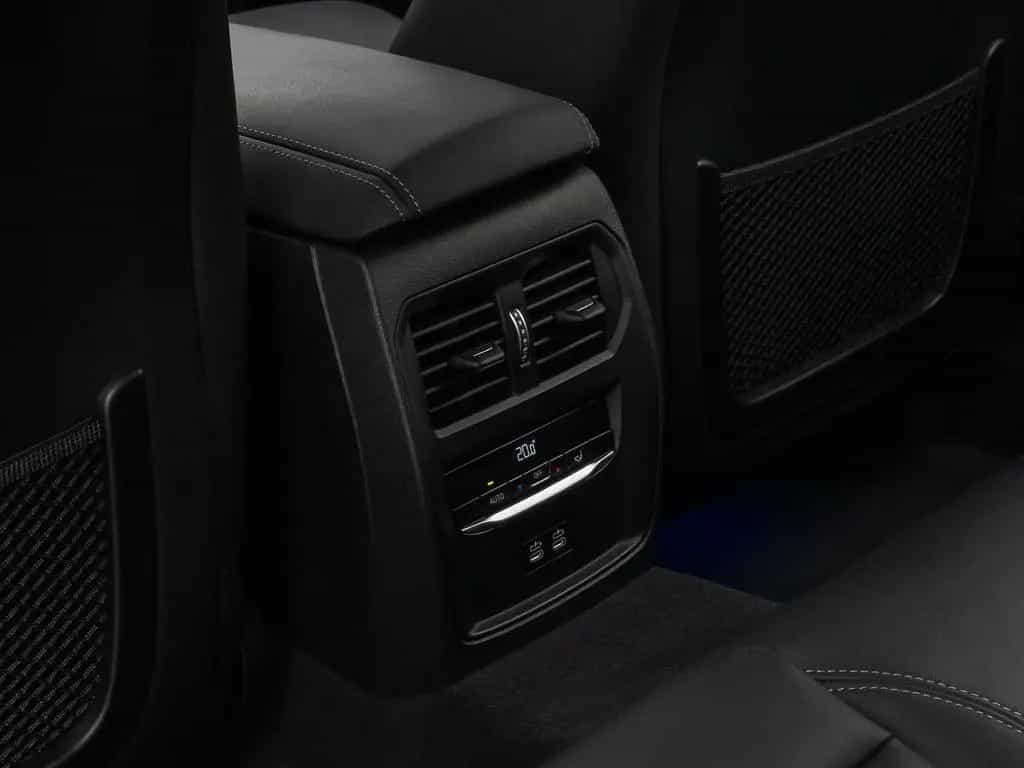BMW M440 xD Gran Coupé Laser HUD DAB HiFi Komfort 02/2022-photo-28