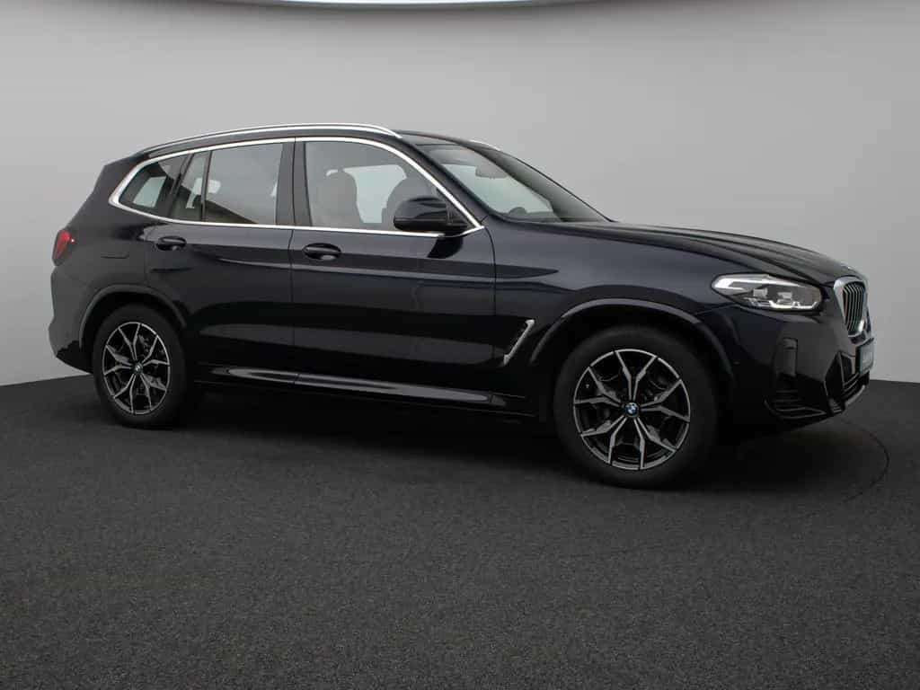 BMW X3 xD30i M Sport Panorama Kamera DAB HiFi Alarm 03/2022-photo-3