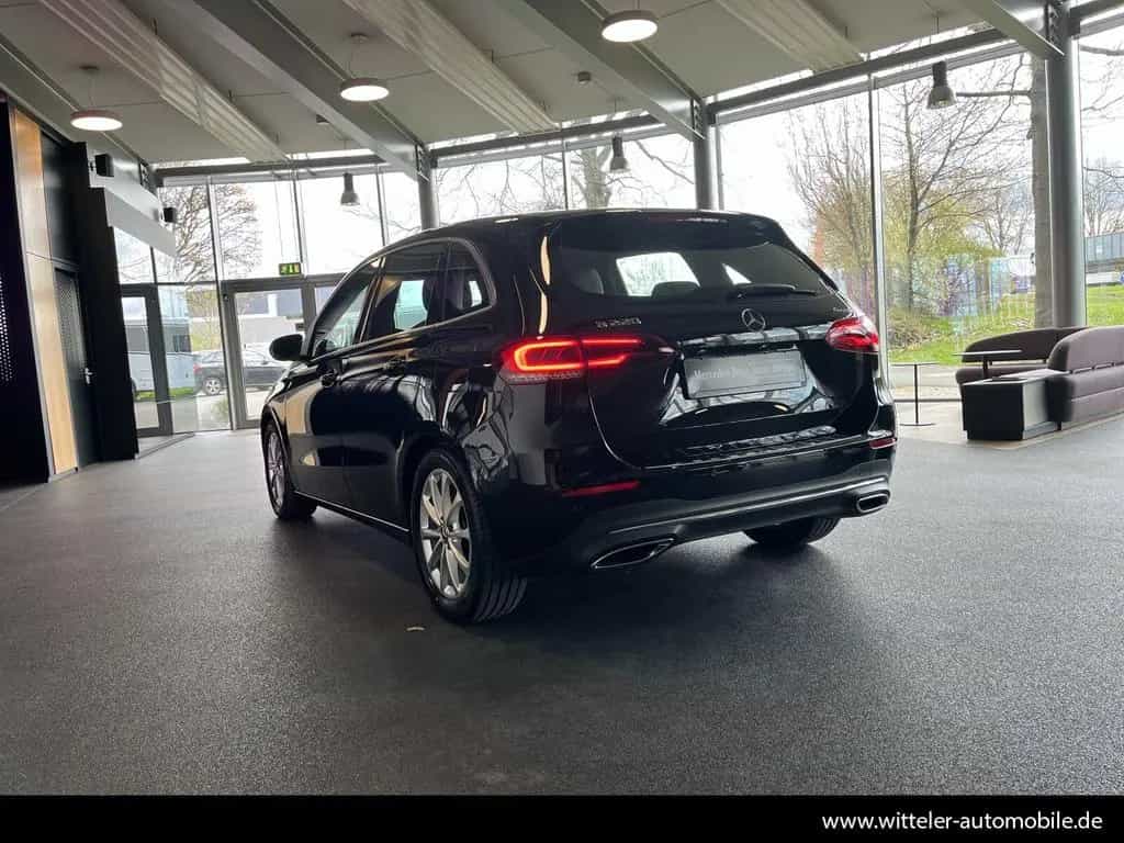 Mercedes-Benz B-Class 220 4MATIC Progressive LED/AHK/Rückfahrkamera 07/2020-photo-11