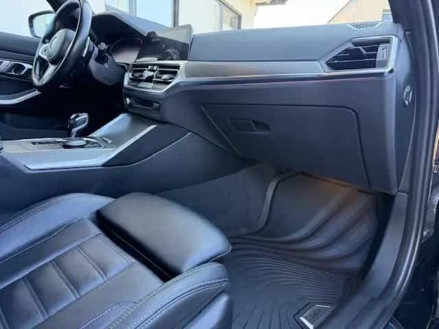 BMW 3 Series 320 i M Sport+HEADUP+LED+R-KAMERA+ANHÄNGERK.+ 07/2021-photo-17