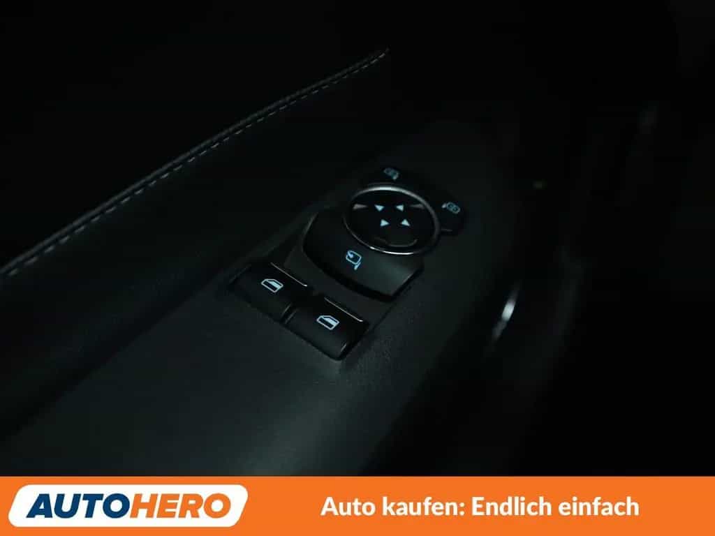 Ford Mustang 2.3 EcoBoost Basis *CAM*TEMPO*XENON* 08/2016-photo-24