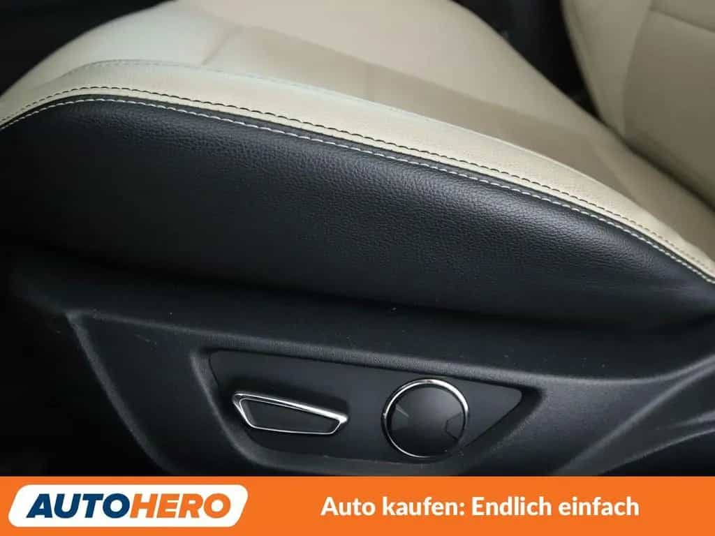 Ford Mustang 2.3 EcoBoost Basis *CAM*TEMPO*XENON* 08/2016-photo-26