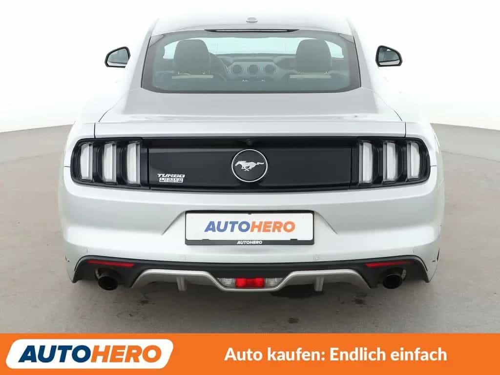 Ford Mustang 2.3 EcoBoost Basis *CAM*TEMPO*XENON* 08/2016-photo-4