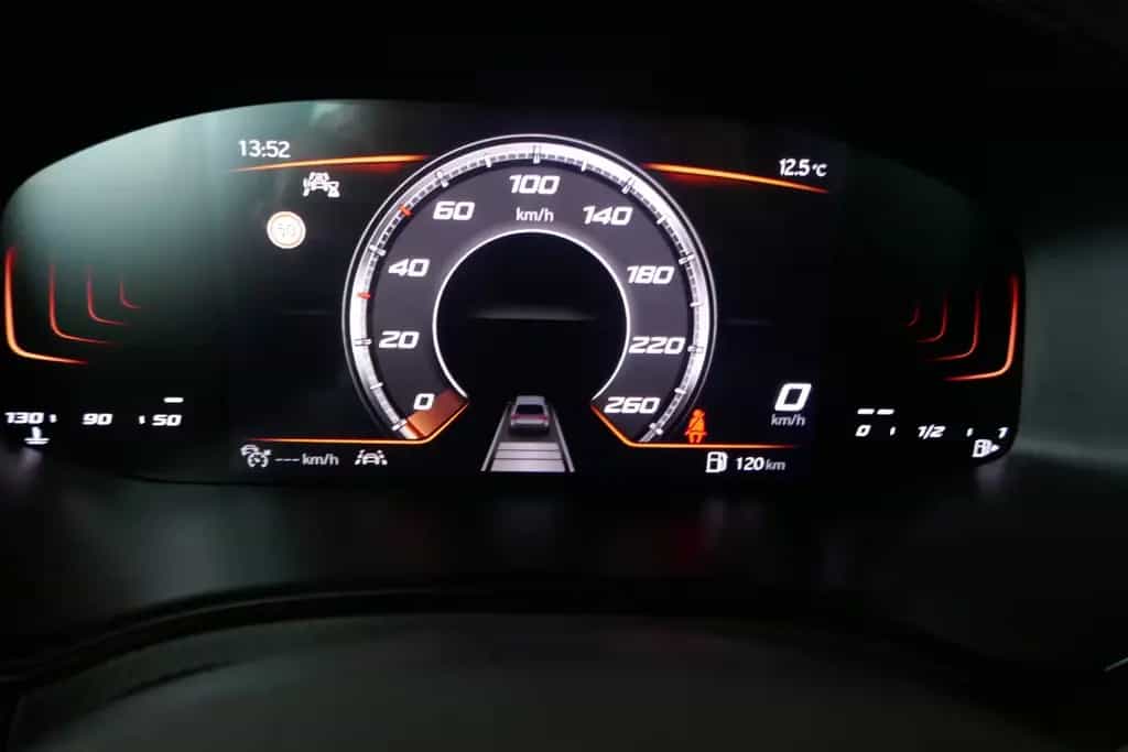 Seat Arona 1,0 TSI Style Edition-Alu-Klimaautomatik 02/2025-photo-17