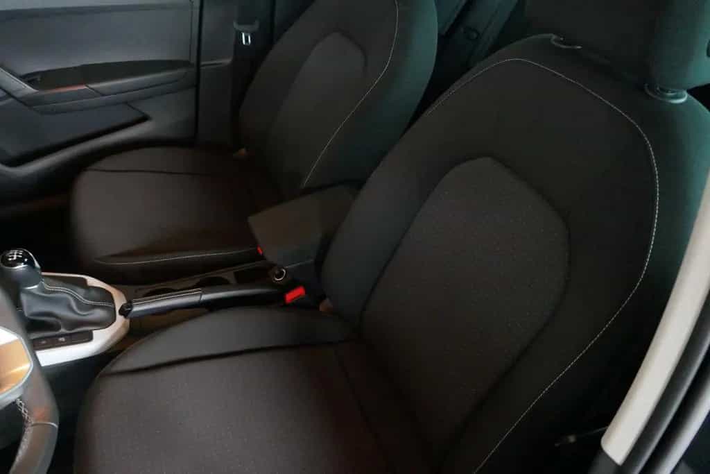 Seat Arona 1,0 TSI Style Edition-Alu-Klimaautomatik 02/2025-photo-8