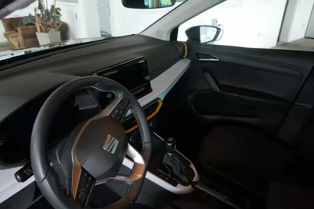 Seat Arona 1,0 TSI Style Edition-Alu-Klimaautomatik 02/2025-photo-9