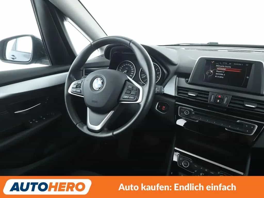 BMW 2 Series 220i Active Tourer Advantage Aut.*NAV*TEMP* 09/2016-photo-12