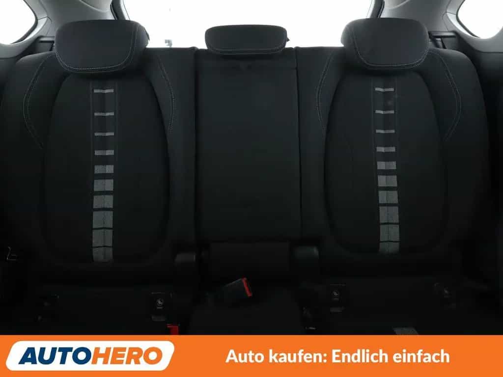 BMW 2 Series 220i Active Tourer Advantage Aut.*NAV*TEMP* 09/2016-photo-15