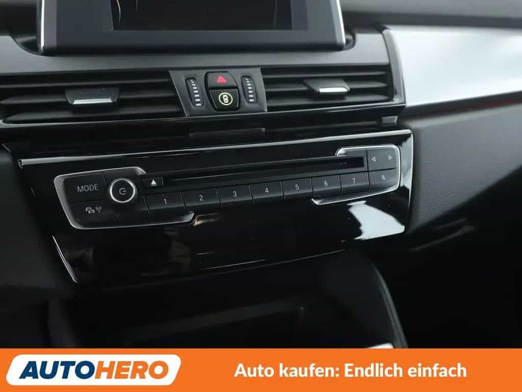 BMW 2 Series 220i Active Tourer Advantage Aut.*NAV*TEMP* 09/2016-photo-21