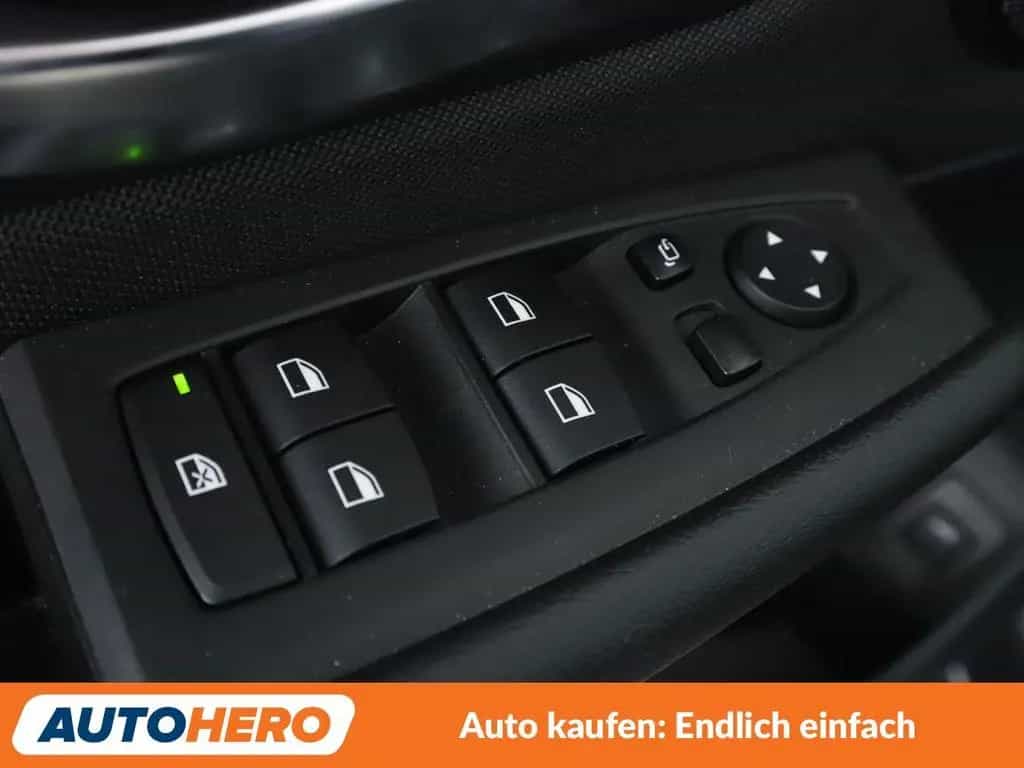 BMW 2 Series 220i Active Tourer Advantage Aut.*NAV*TEMP* 09/2016-photo-23