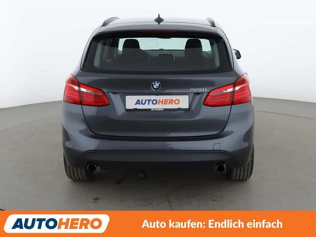 BMW 2 Series 220i Active Tourer Advantage Aut.*NAV*TEMP* 09/2016-photo-4