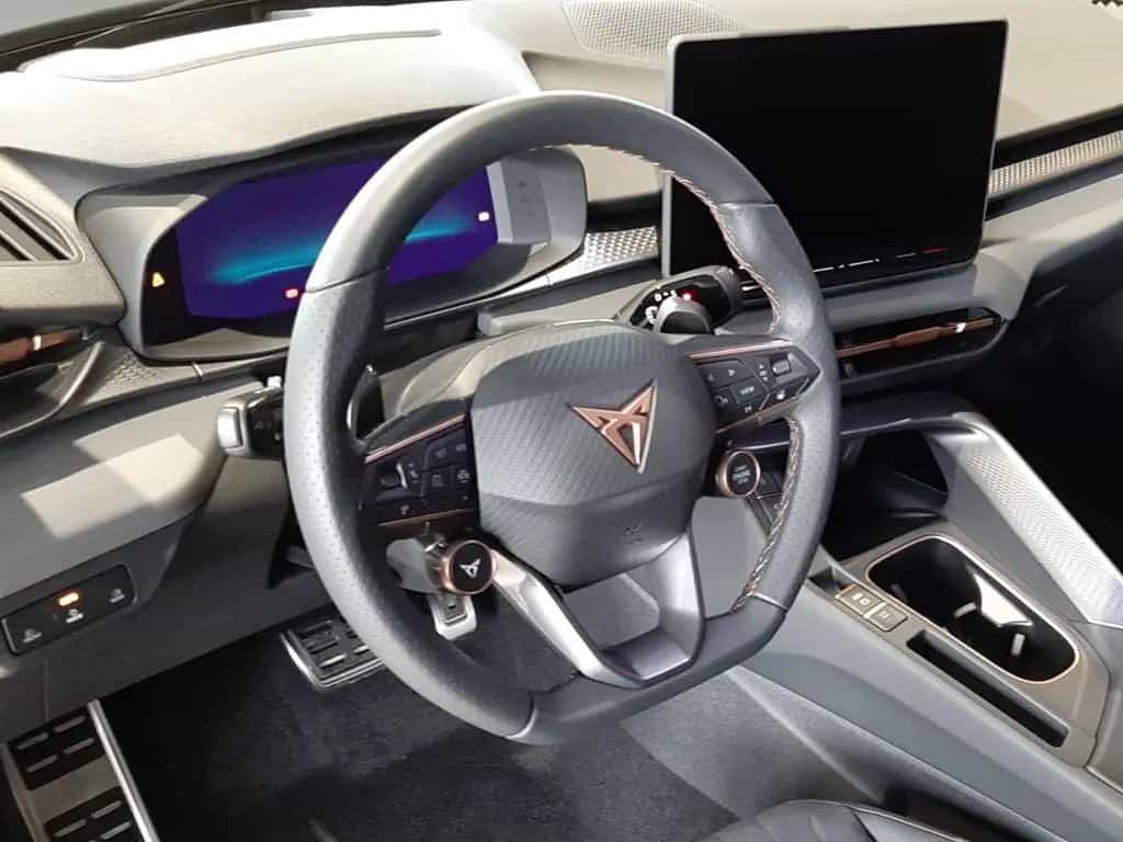 Cupra Terramar VZ 2.0 TSI *Sennheiser*Pano*AHK*20Zoll* 08/2025-photo-11