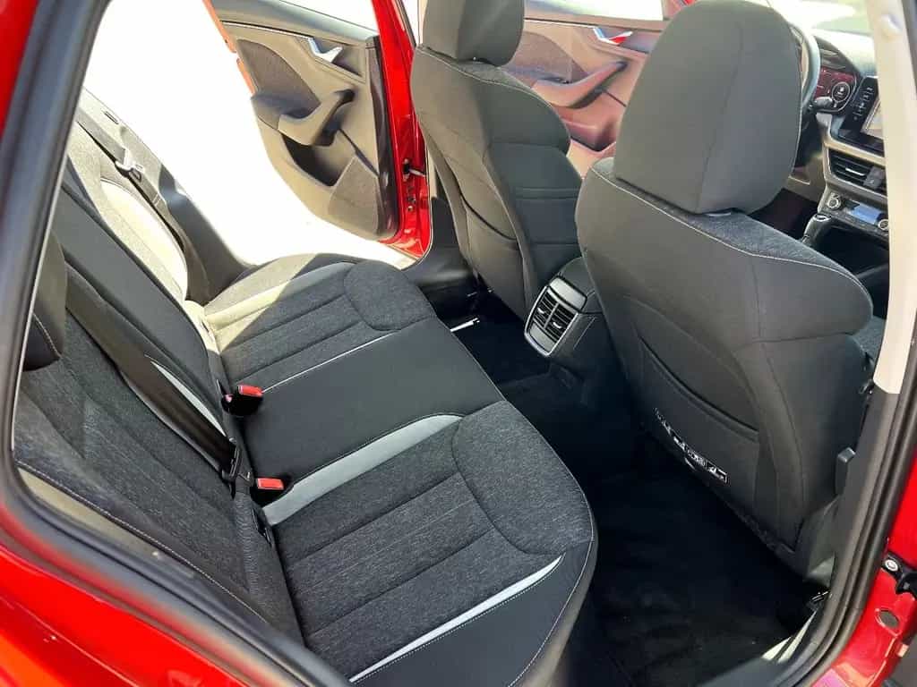 Skoda Kamiq 1.0 TSI Style LED Navi Pano Sitzh DAB+ ACC 12/2019-photo-14