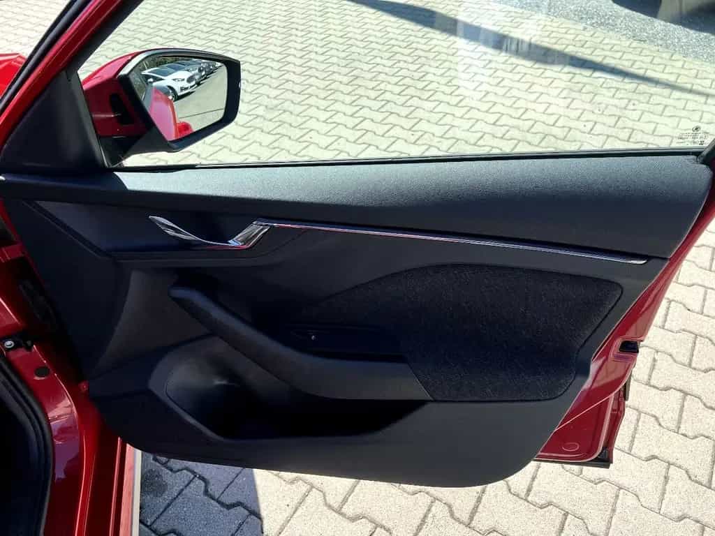 Skoda Kamiq 1.0 TSI Style LED Navi Pano Sitzh DAB+ ACC 12/2019-photo-19