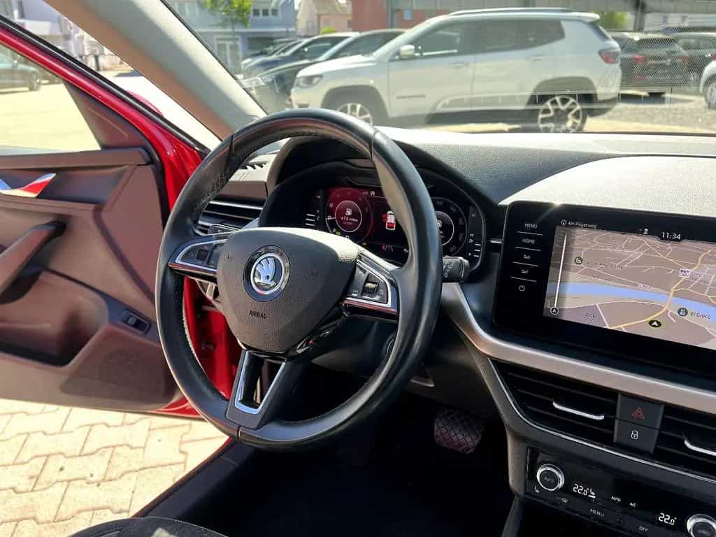 Skoda Kamiq 1.0 TSI Style LED Navi Pano Sitzh DAB+ ACC 12/2019-photo-25