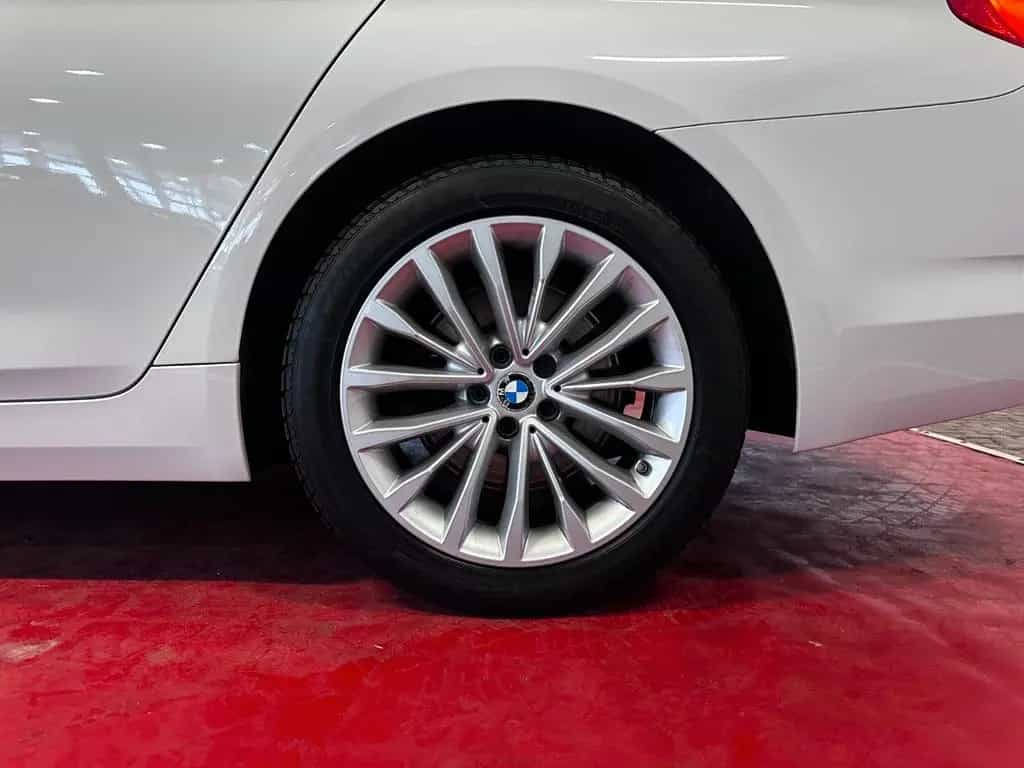BMW 5 Series 530d xDrive lim. 06/2017-photo-3