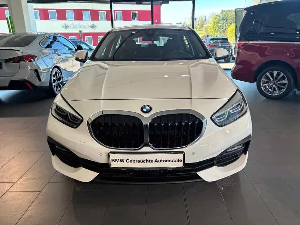 BMW 118 i Advantage DAB LED WLAN Tempomat Shz PDC 08/2020-photo-11