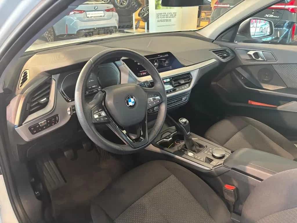BMW 118 i Advantage DAB LED WLAN Tempomat Shz PDC 08/2020-photo-14