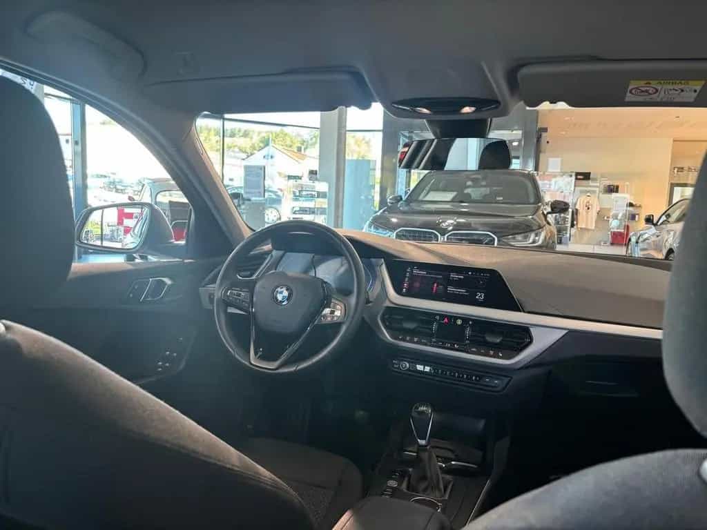 BMW 118 i Advantage DAB LED WLAN Tempomat Shz PDC 08/2020-photo-19