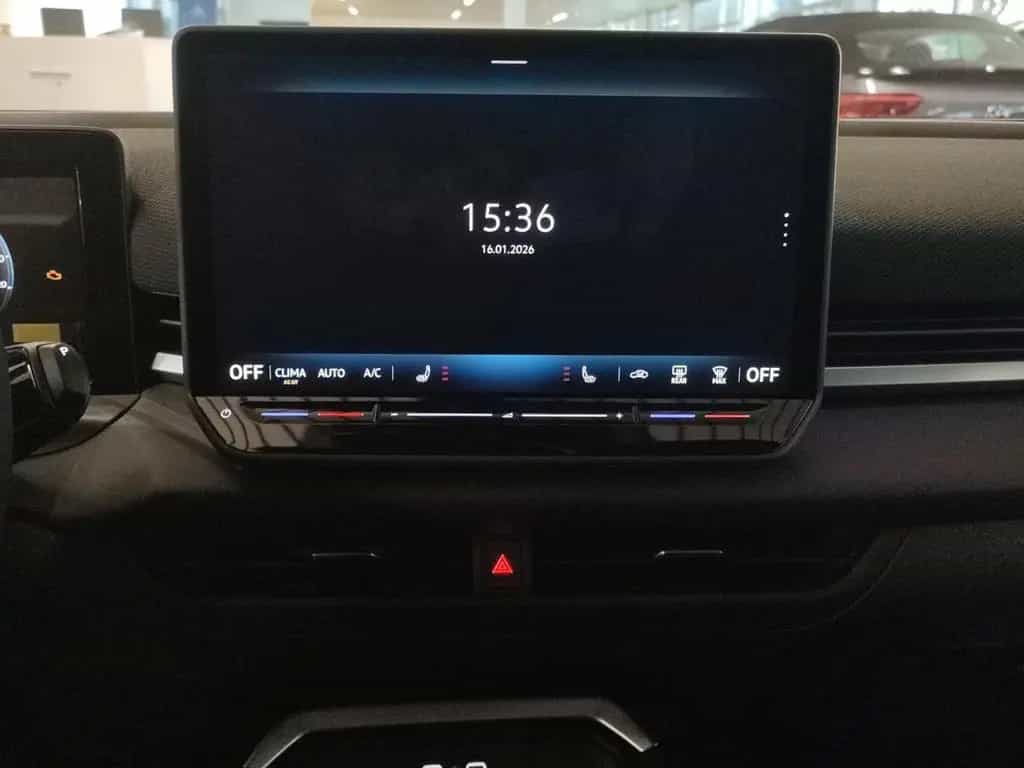Volkswagen T-Roc 1.5 eTSI DSG R-Line AHK*DIGI*HUD*APP*RFK* 02/2026-photo-6