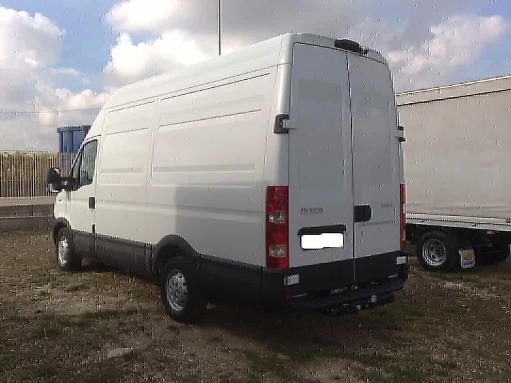 Iveco Daily 35s17 3000cc 170cv Automatico - 2014 02/2014-photo-3