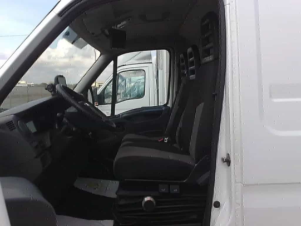 Iveco Daily 35s17 3000cc 170cv Automatico - 2014 02/2014-photo-6