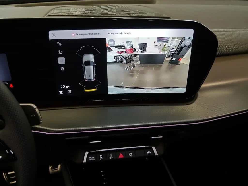 Audi Q3 SUV TFSI S-tr. S line *LED*TechPlus* null-photo-14