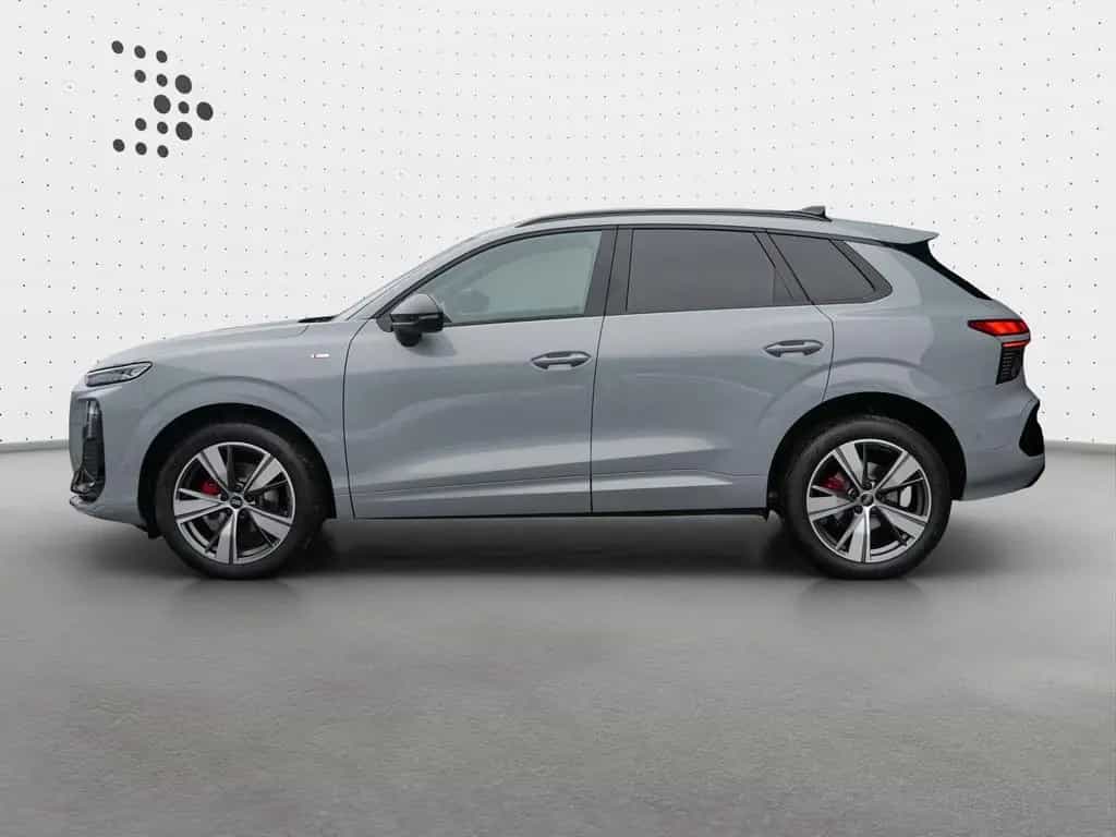 Audi Q3 SUV TFSI S-tr. S line *LED*TechPlus* null-photo-2
