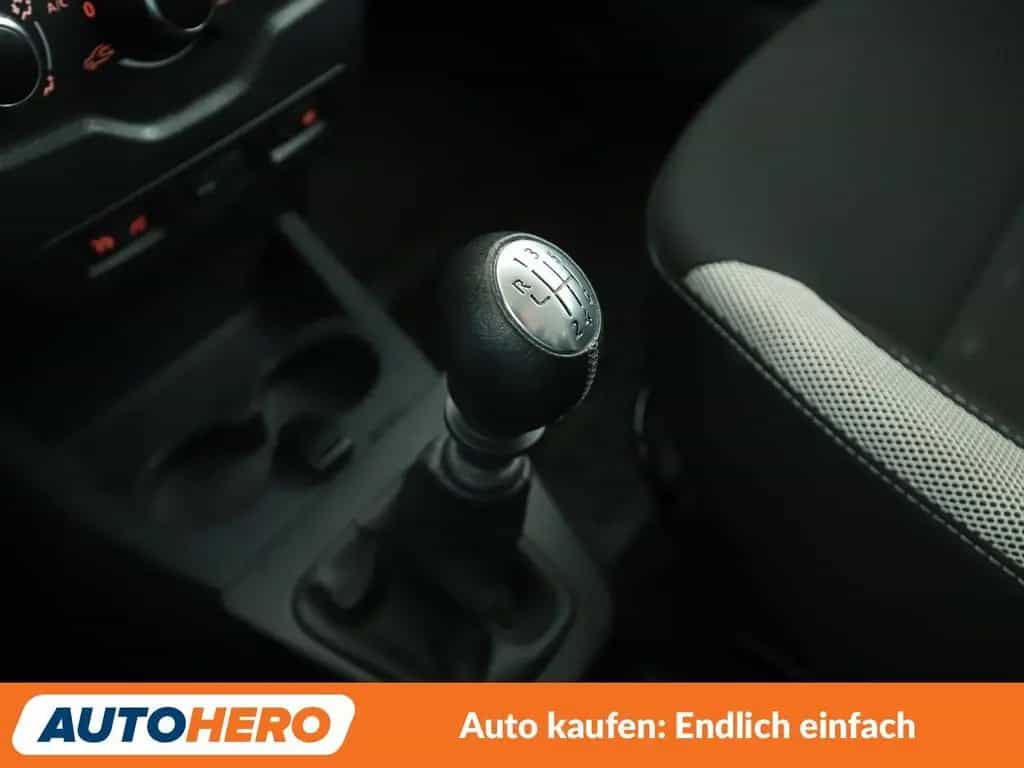 Dacia Dokker 1.3 TCe Stepway *NAVI*CAM*SHZ*TEMPO*KLIMA 08/2019-photo-21