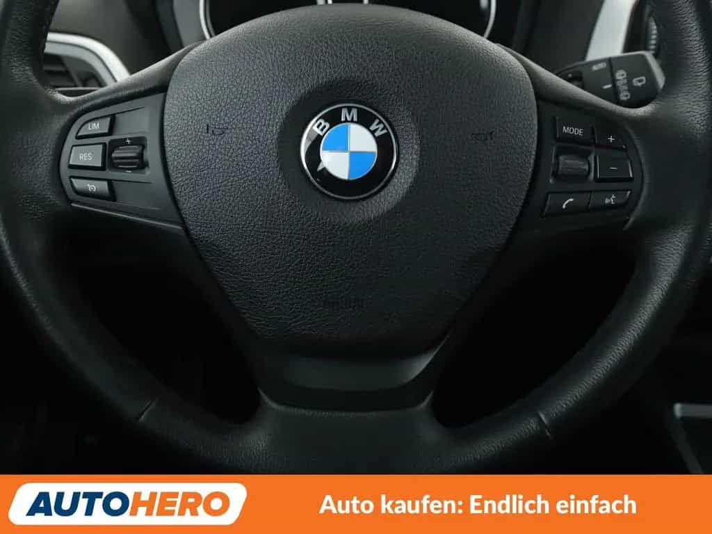 BMW 1 Series 118i Advantage Aut.*NAVI*TEMPO*PDC*SHZ*LIM* 09/2018-photo-18