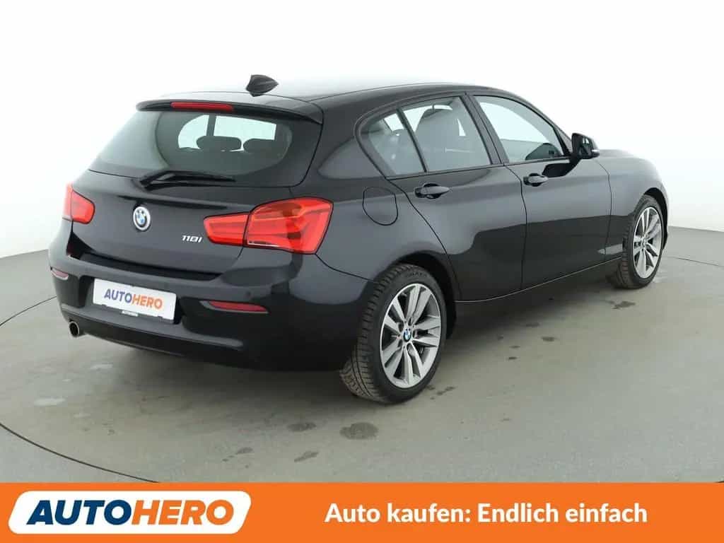BMW 1 Series 118i Advantage Aut.*NAVI*TEMPO*PDC*SHZ*LIM* 09/2018-photo-5