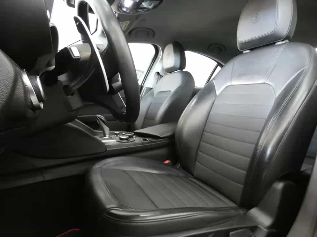 Alfa Romeo Giulia 2.0 SUPER*NAVI*BLUETOOTH*XENON*PDC 12/2016-photo-7