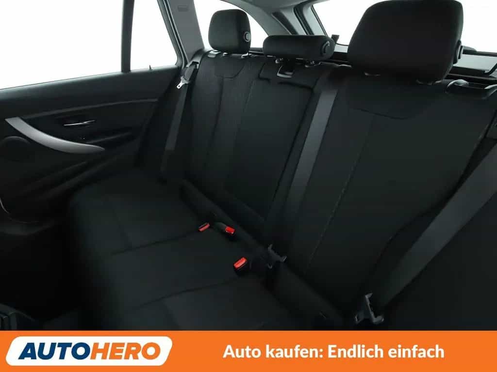 BMW 3 Series 318i Advantage *NAVI*LED*TEMPO*PDC*SHZ* 06/2019-photo-13