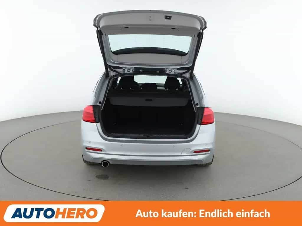 BMW 3 Series 318i Advantage *NAVI*LED*TEMPO*PDC*SHZ* 06/2019-photo-16