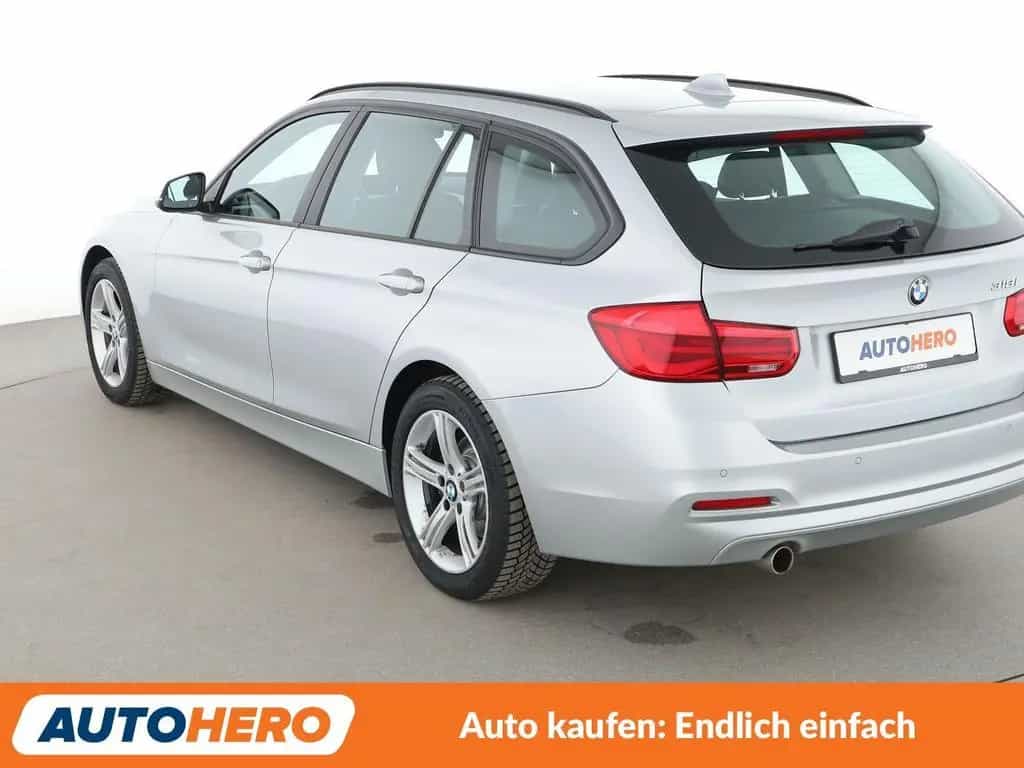 BMW 3 Series 318i Advantage *NAVI*LED*TEMPO*PDC*SHZ* 06/2019-photo-3
