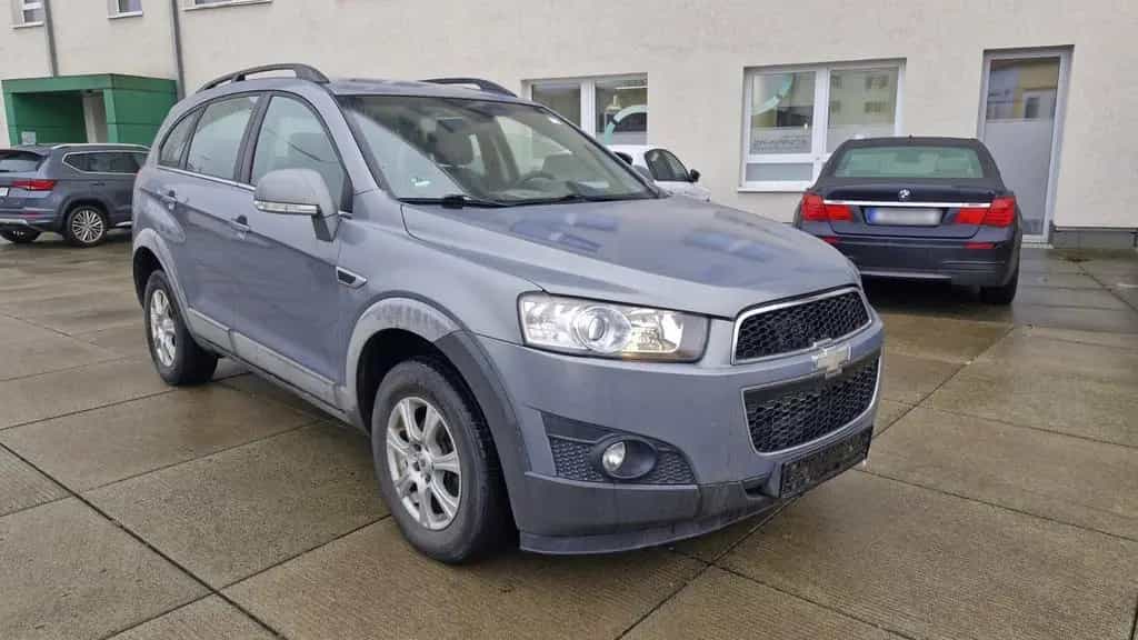 Chevrolet Captiva 2.2 4x4 7 sitze 07/2012-photo-0