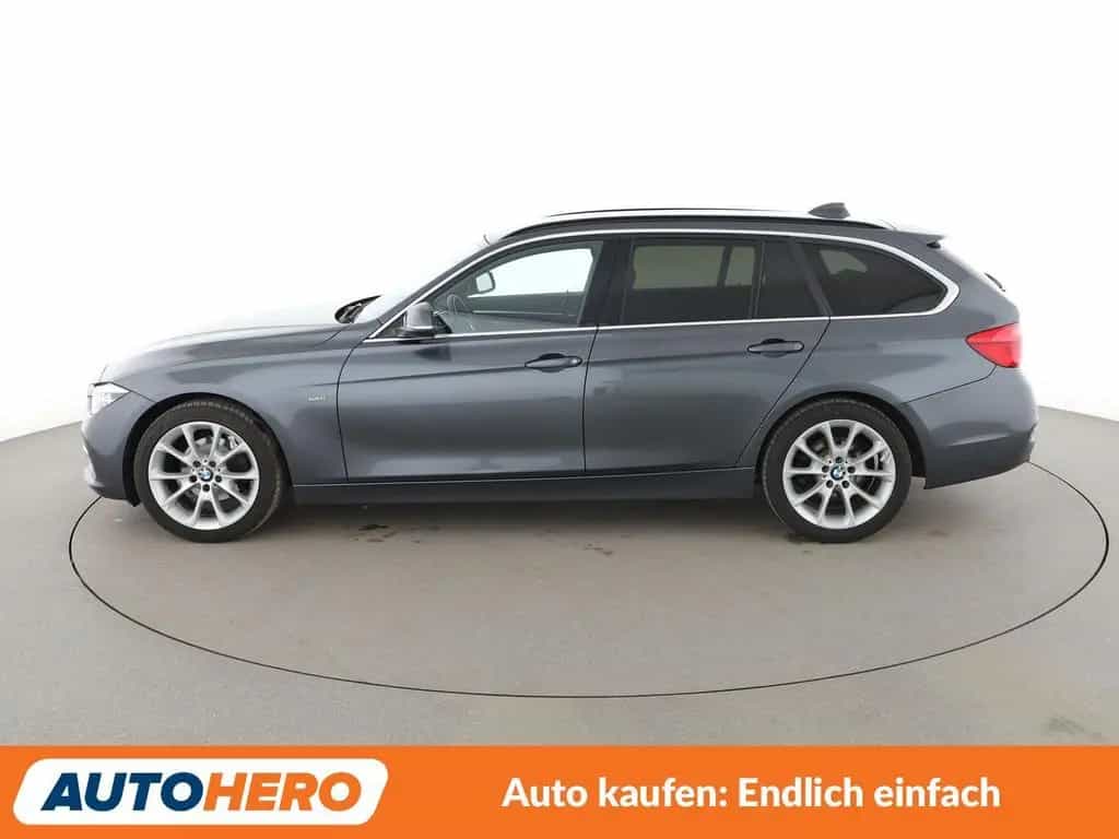 BMW 3 Series 320i Aut.*NAVI*LED*PDC*HUD*SHZ*ALU*TEMPO* 04/2018-photo-2