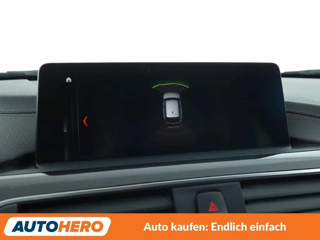 BMW 3 Series 320i Aut.*NAVI*LED*PDC*HUD*SHZ*ALU*TEMPO* 04/2018-photo-21