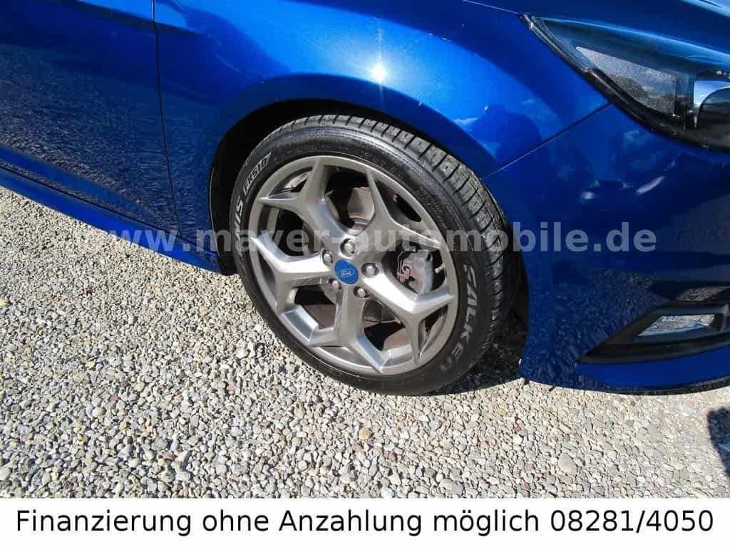 Ford Focus Turnier ST*Recaro*Navi*Xenon*BT*PDC* 08/2018-photo-11