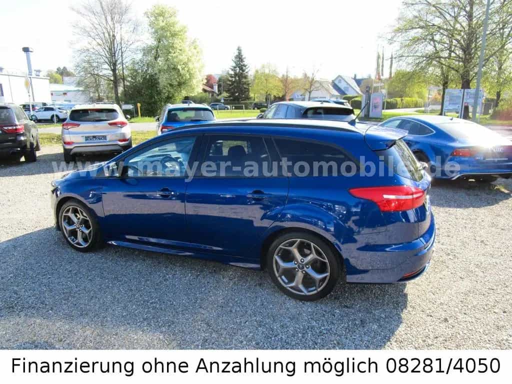 Ford Focus Turnier ST*Recaro*Navi*Xenon*BT*PDC* 08/2018-photo-2