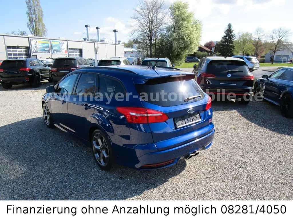 Ford Focus Turnier ST*Recaro*Navi*Xenon*BT*PDC* 08/2018-photo-3