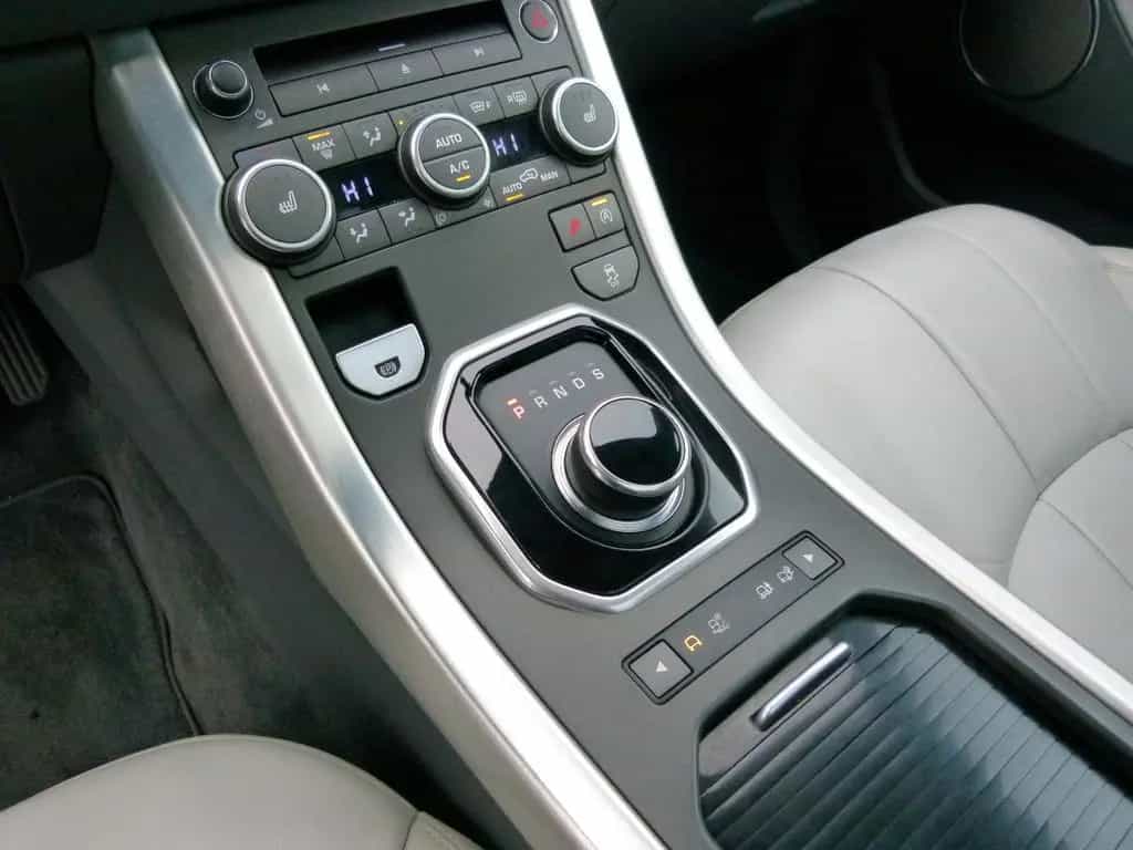 Land Rover Range Rover Rover Evoque SE Dynamic Kamera AHK Navi 10/2016-photo-11