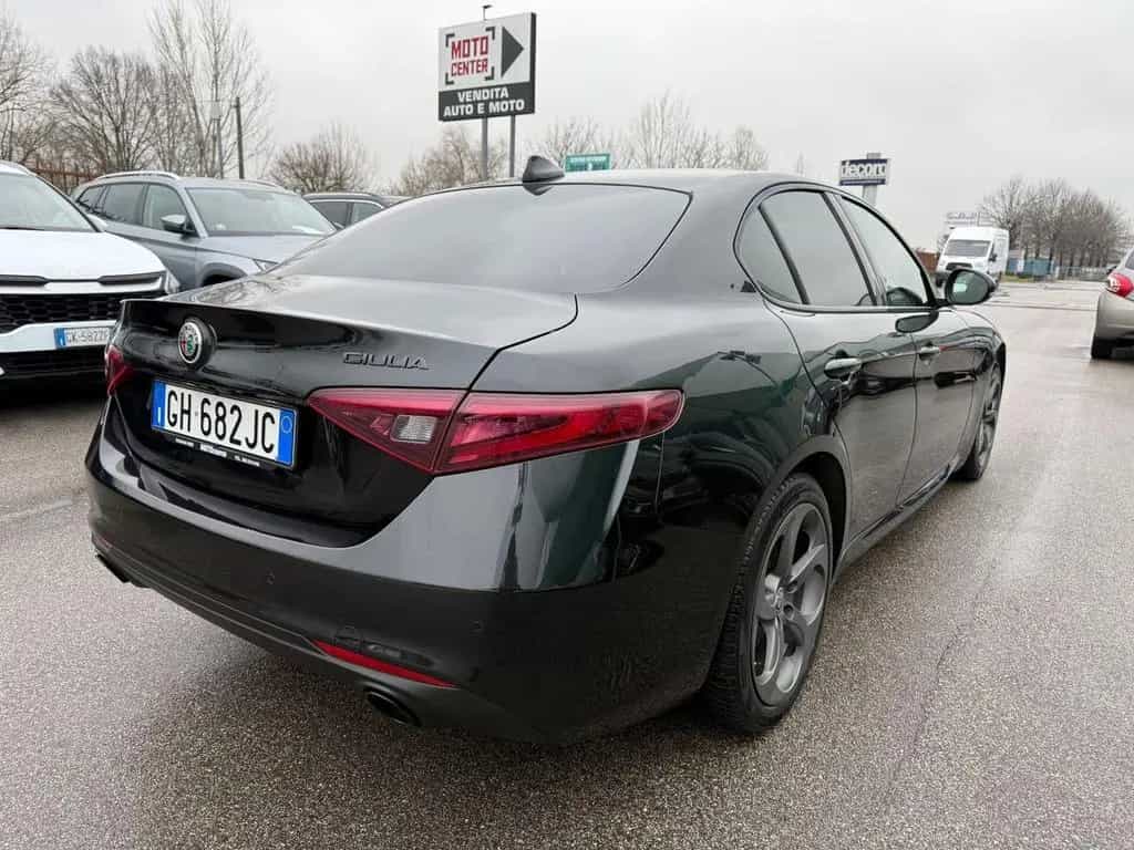 Alfa Romeo Giulia 2.2 190 CV AT8 Sprint 12/2021-photo-2