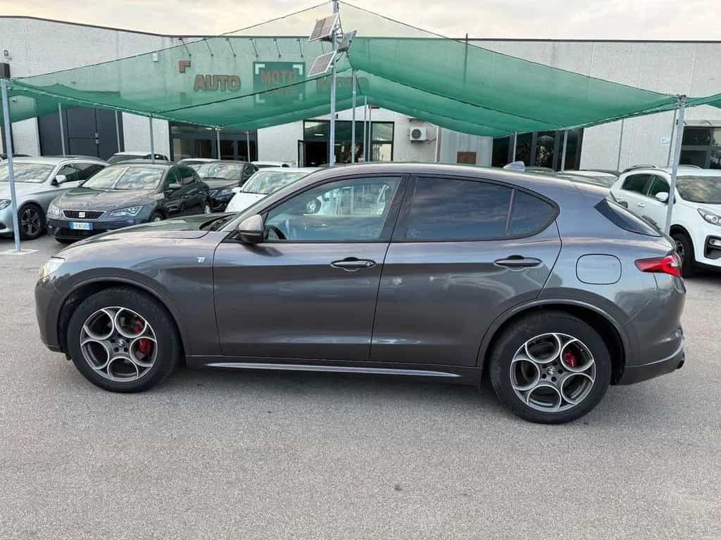 Alfa Romeo Stelvio 2.2 210 CV AT8 Q4 Ti 02/2022-photo-1