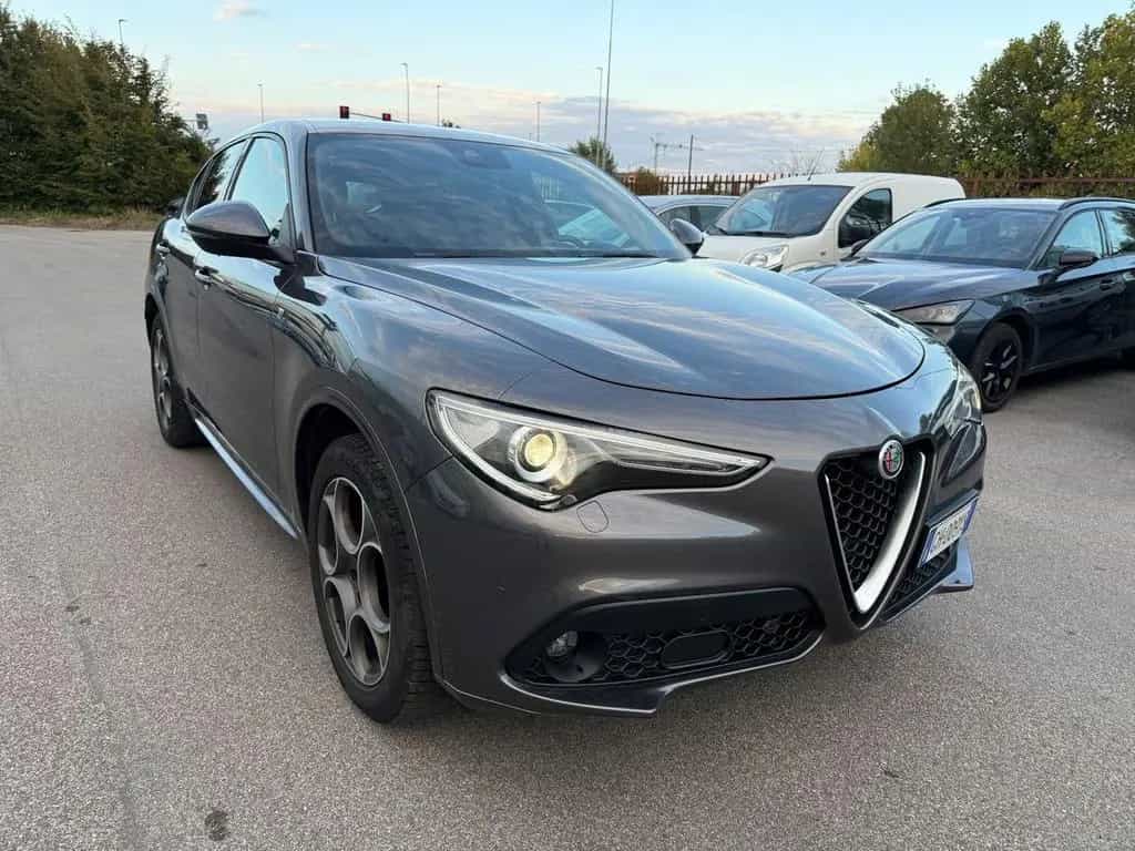 Alfa Romeo Stelvio 2.2 210 CV AT8 Q4 Ti 02/2022-photo-5