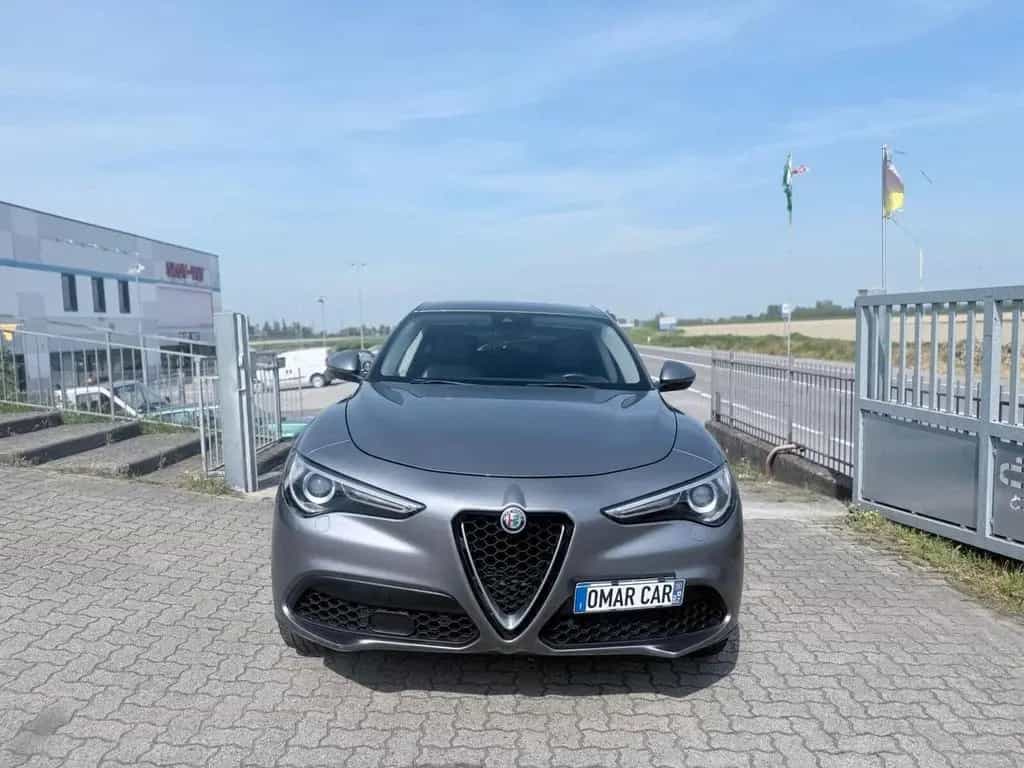 Alfa Romeo Stelvio 2.0 Turbo 280 CV AT8 Q4 GANCI 03/2017-photo-1