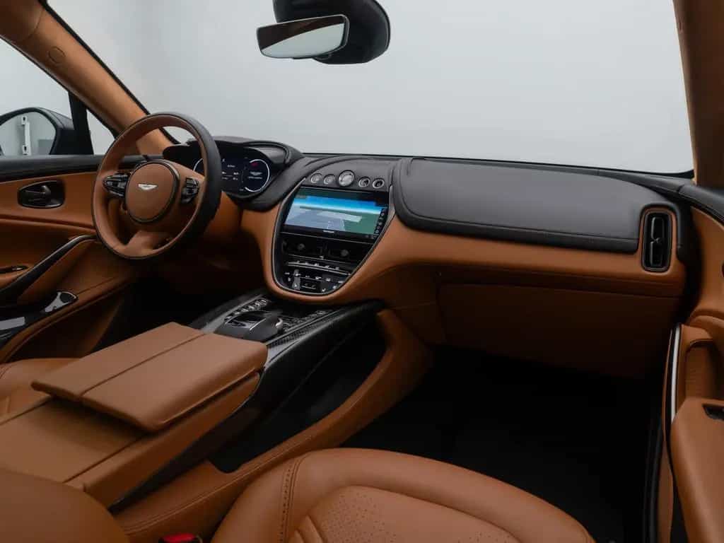 Aston Martin DBX 4.0 V8 Individual Carbon Elegance Mega-Voll 10/2021-photo-41