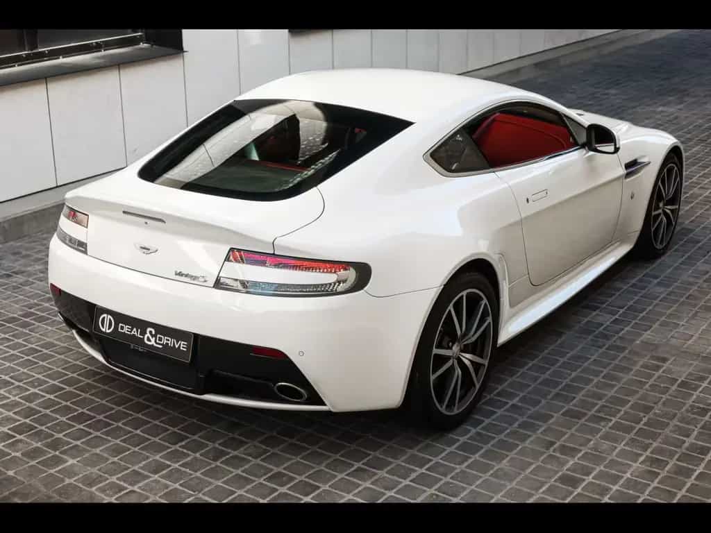 Aston Martin V8 Vantage S COUPE SPORTSHIFT II°STRATUS WHITE 03/2017-photo-5